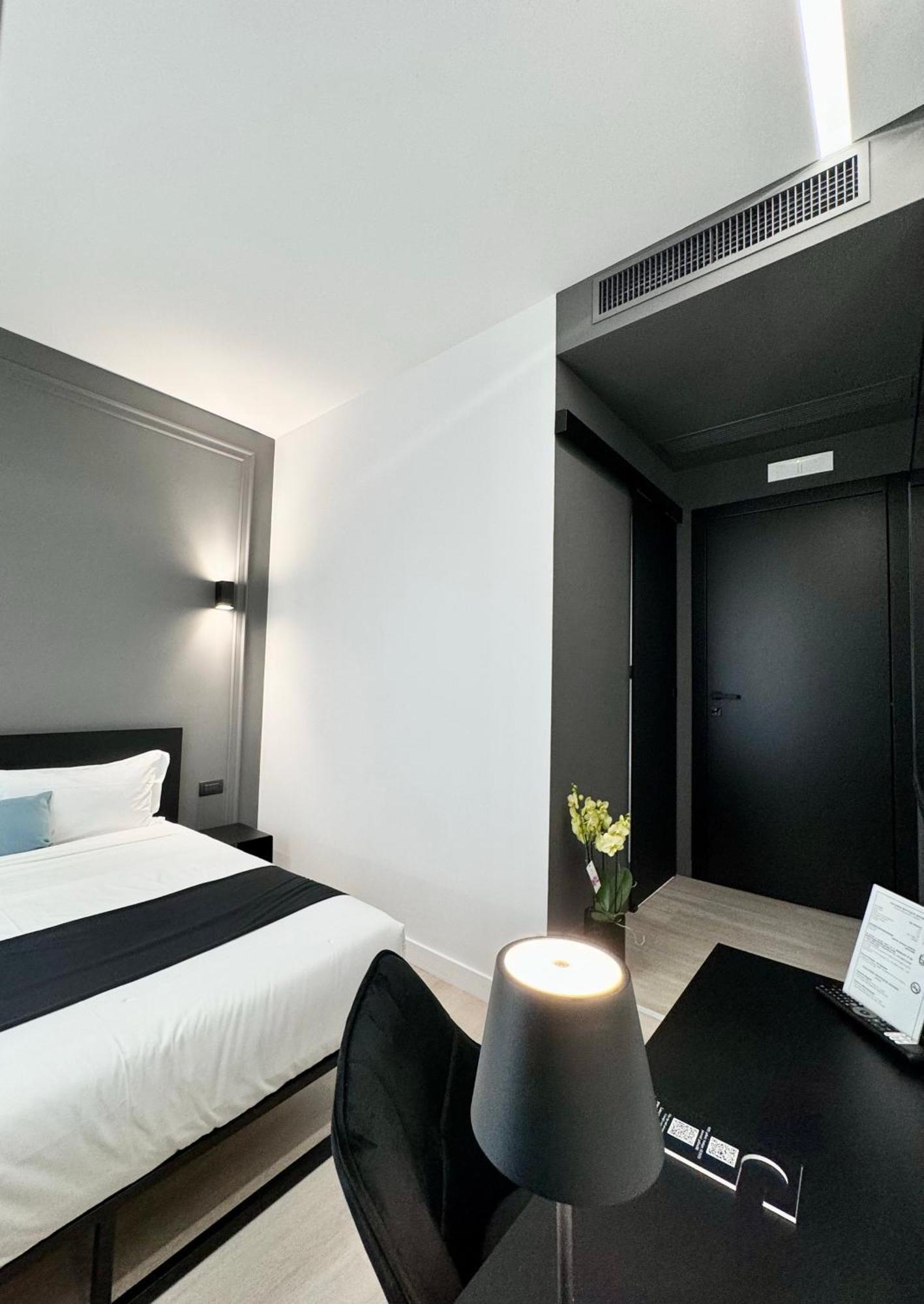 Double Room with Private Bathroom,1567939022:JPEG