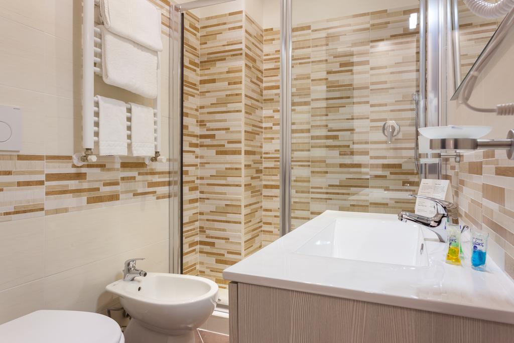Camera Tripla con Bagno Privato