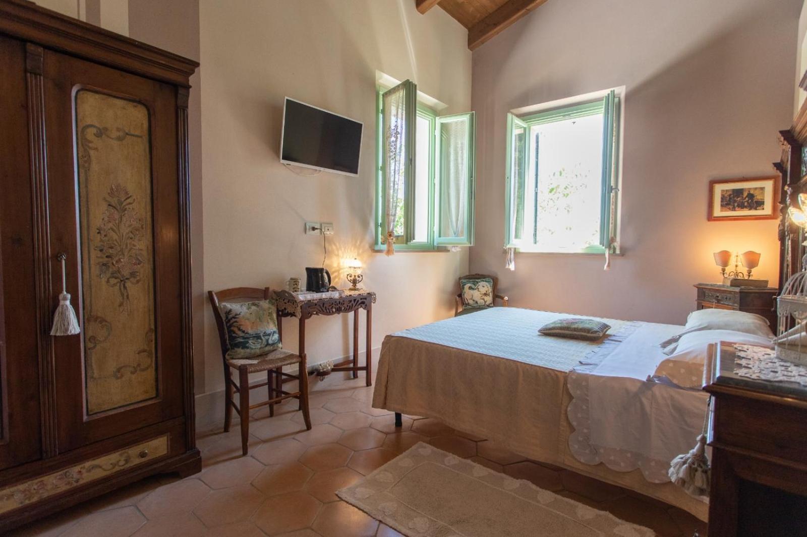 Double or Twin Room Garden View