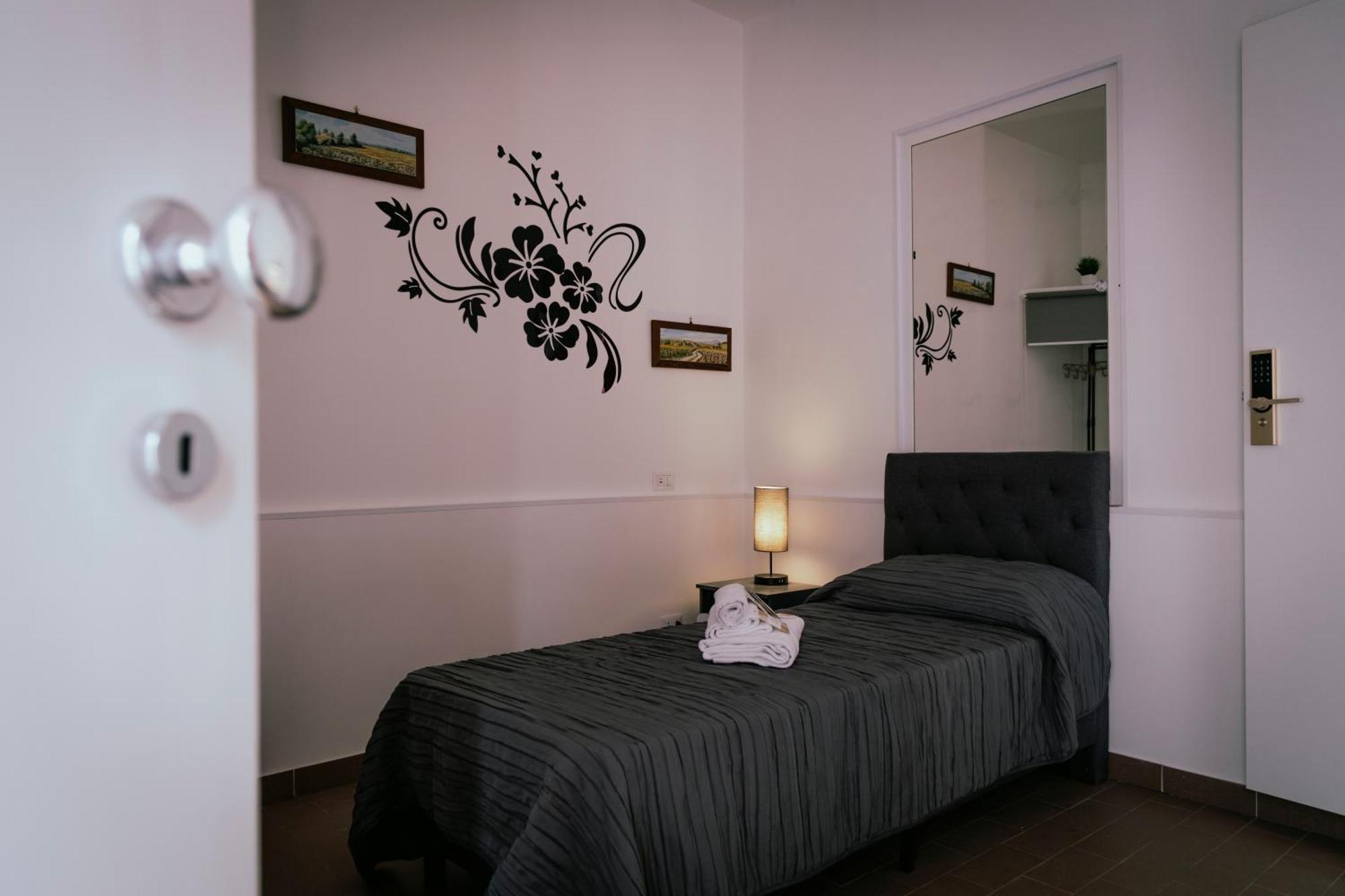 Superior Single Room,1579223717:JPEG