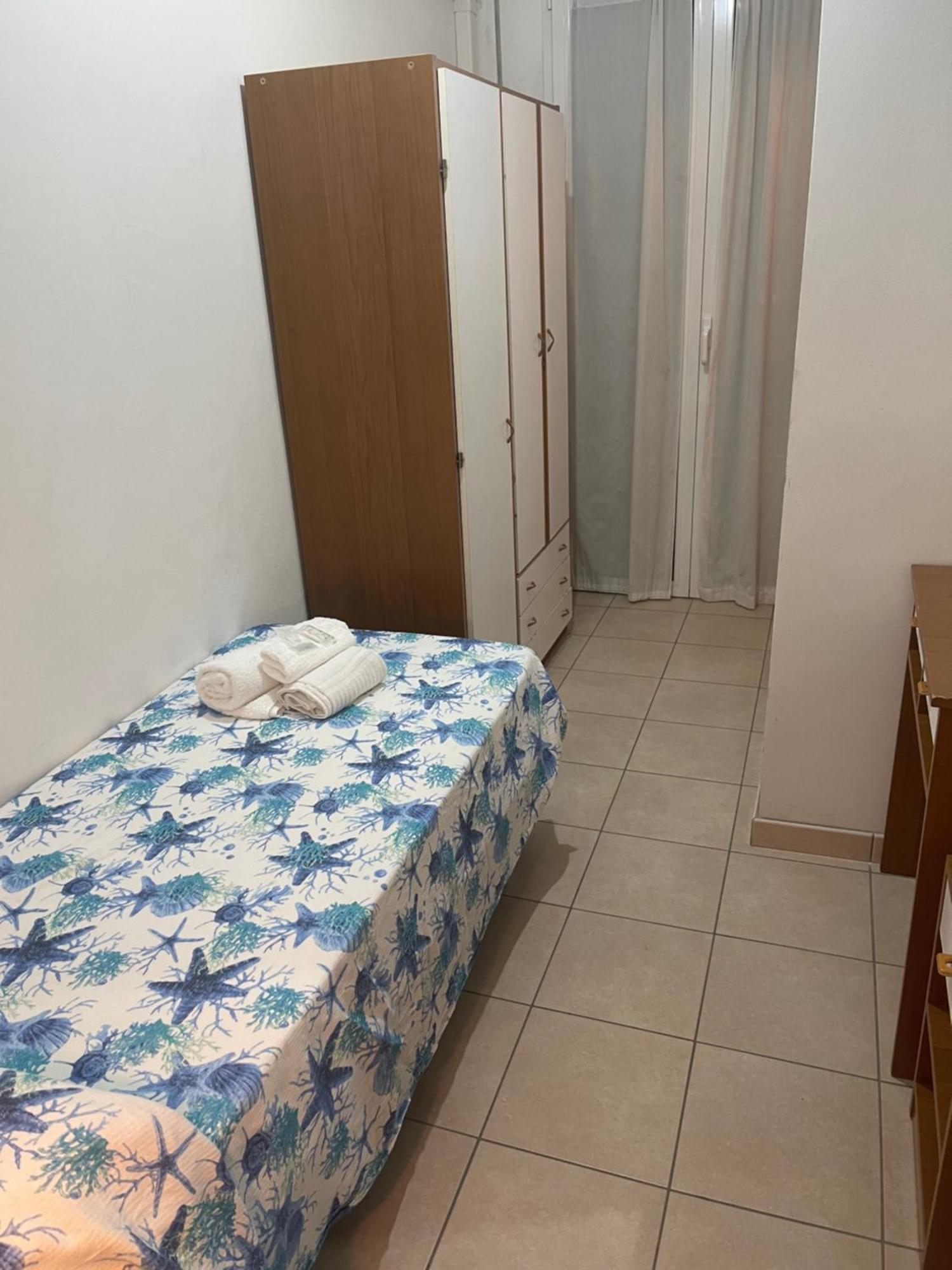 Economy Single Room,1586129263:JPEG