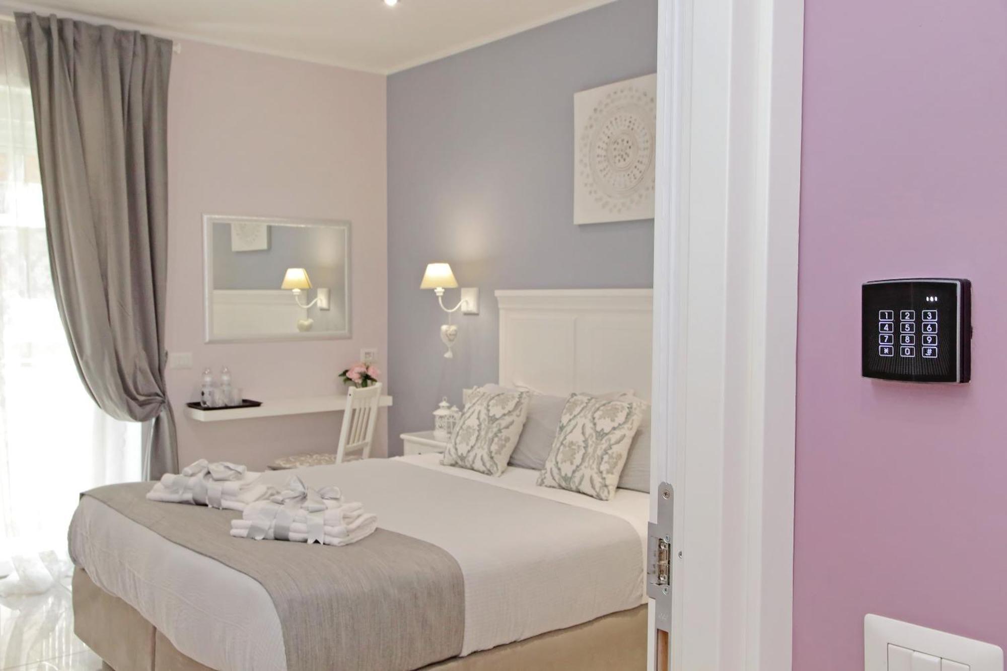 Superior Double or Twin Room,1589619681:JPEG