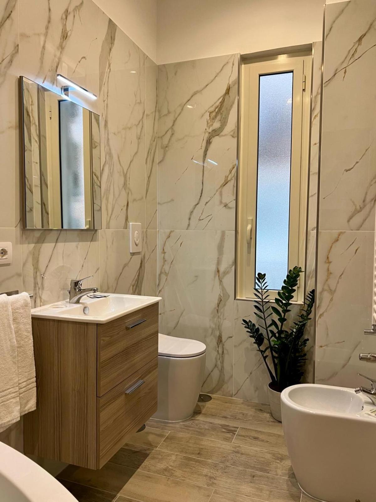 King Room Spa Bath