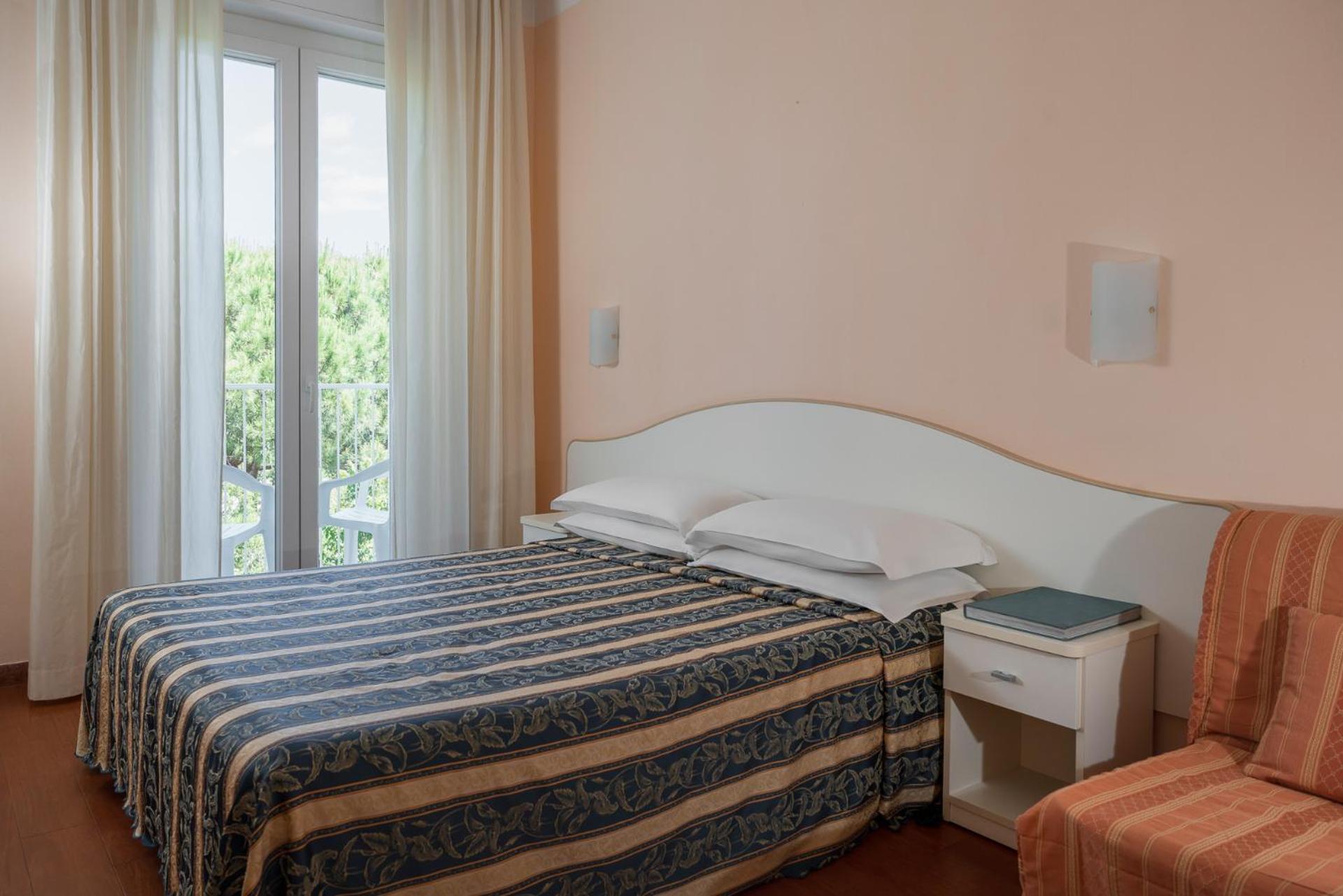 Superior Quadruple Room,1605378290:JPEG