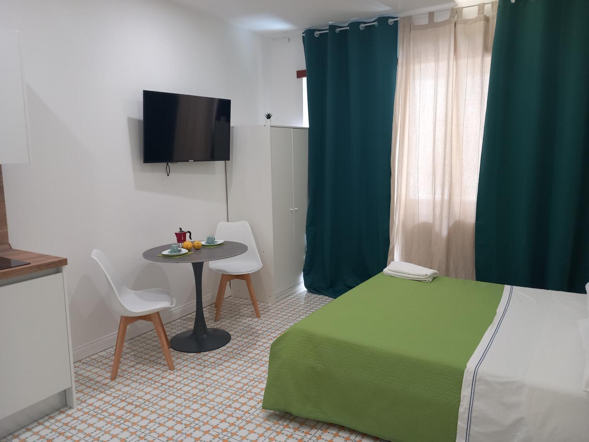 Deluxe Room,1606215799:JPEG