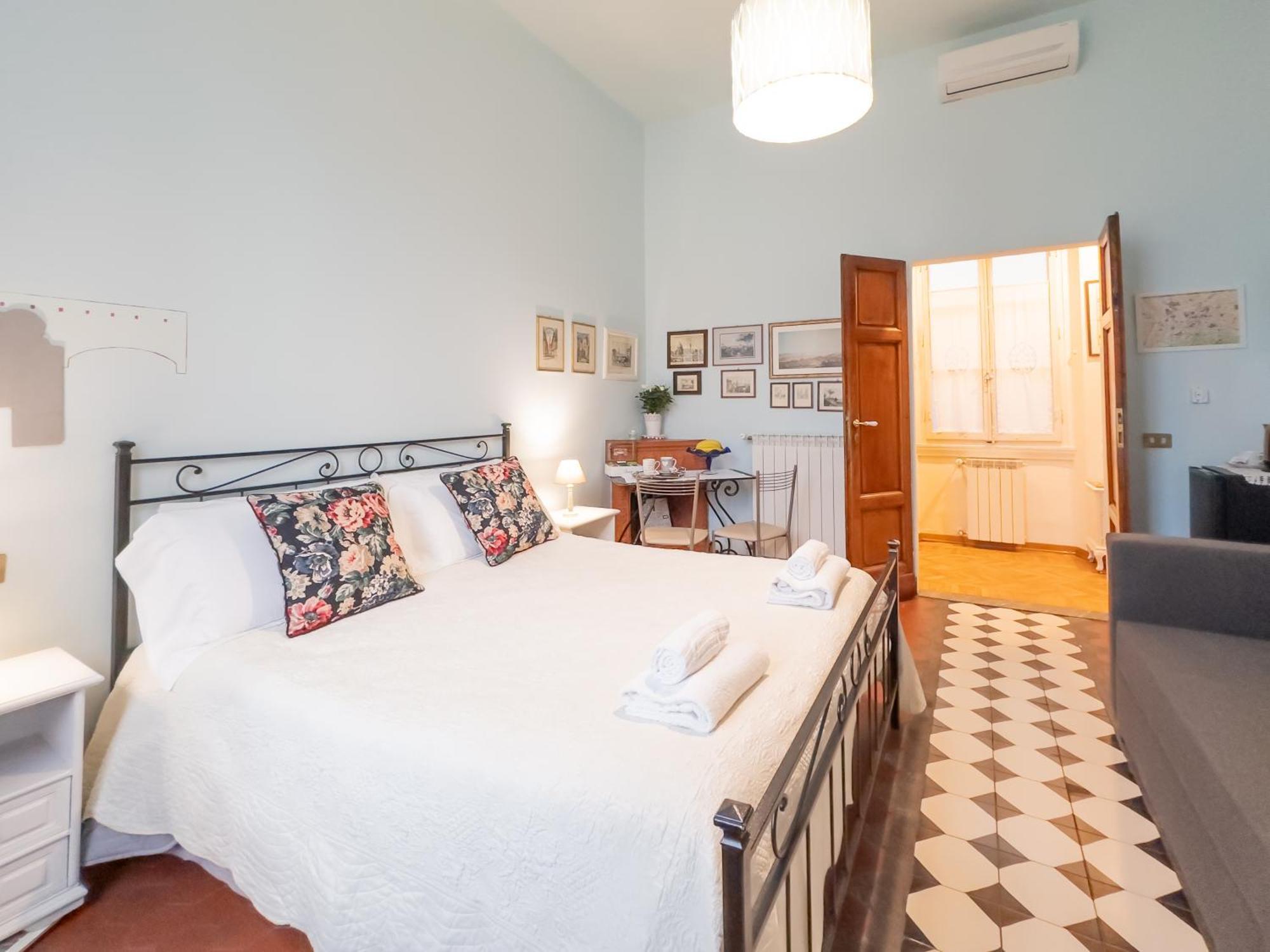 Deluxe One-Bedroom Apartment,1773755794:JPEG