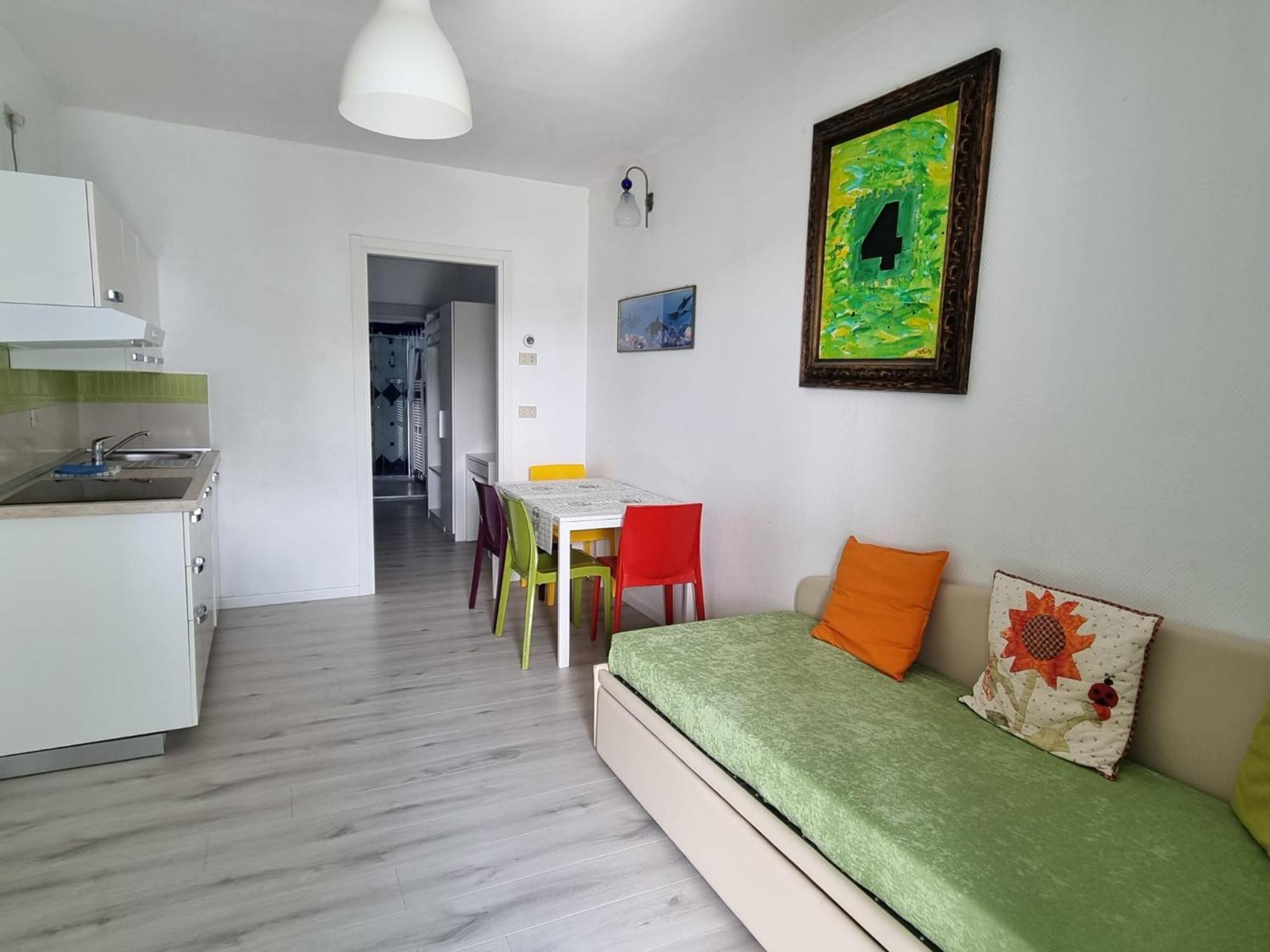 One-Bedroom Apartment,1613663033:JPEG