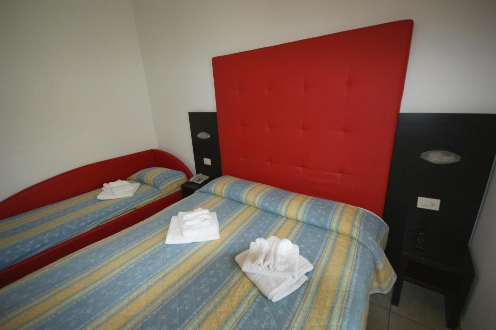 Comfort Quadruple Room,1746945254:JPEG