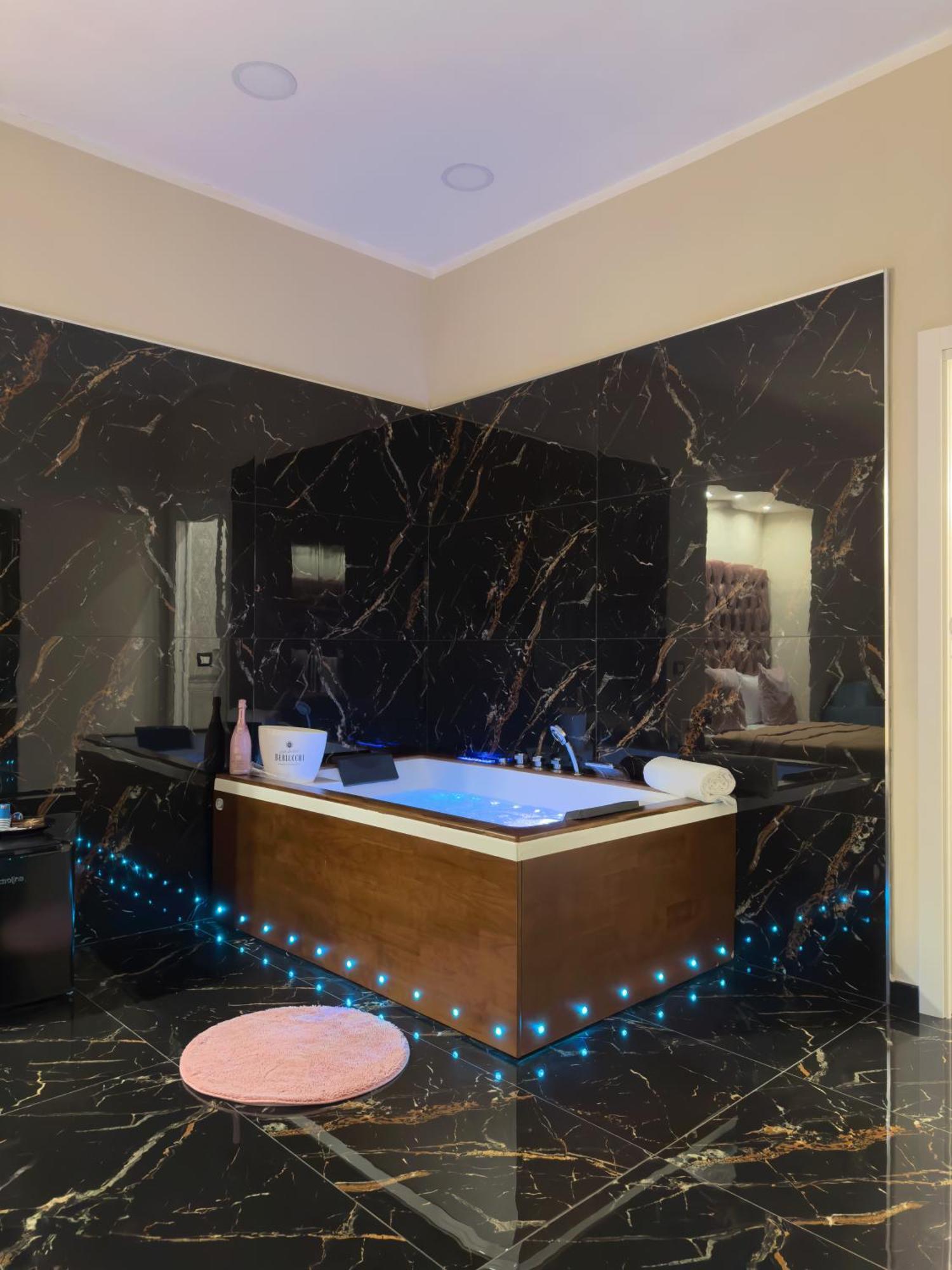 Suite Spa Bath