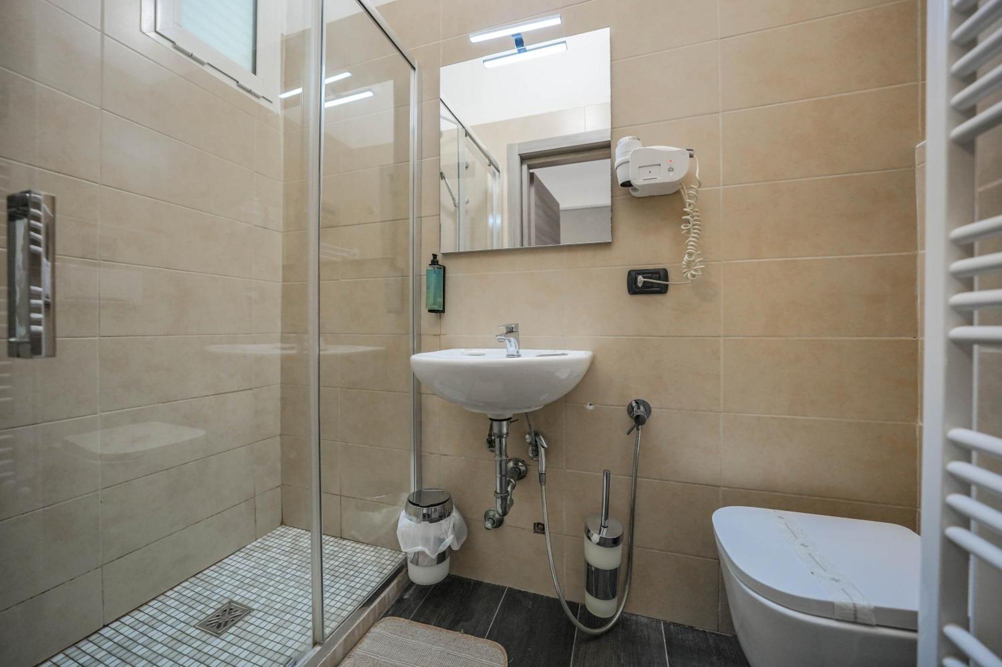 Double Room,1619292982:JPEG