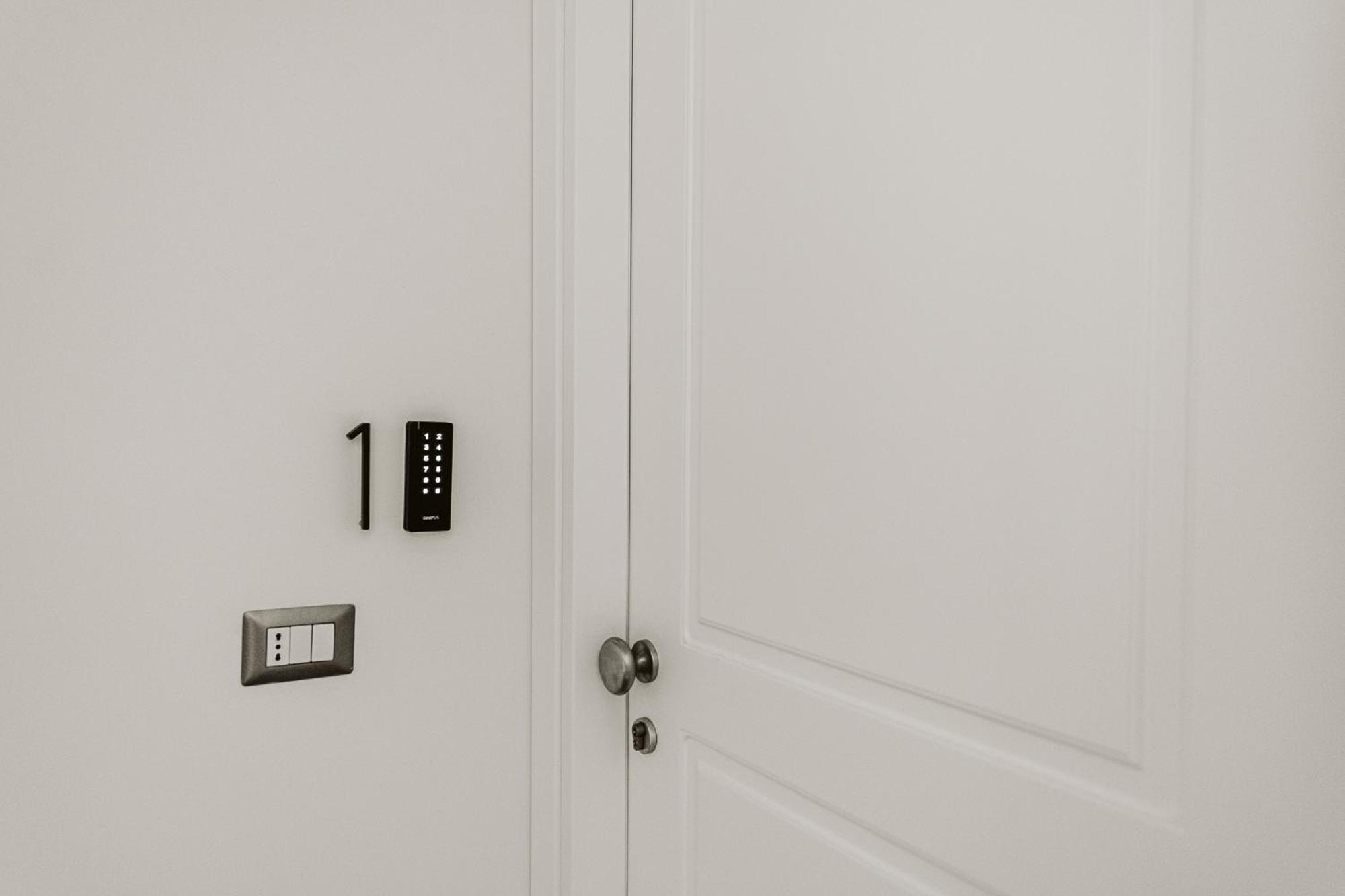 Double or Twin Room Bathroom,1633740083:JPEG