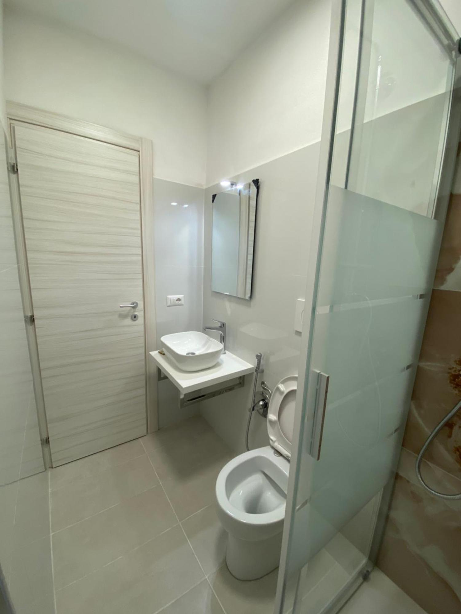 Camera Matrimoniale con Bagno Privato Esterno