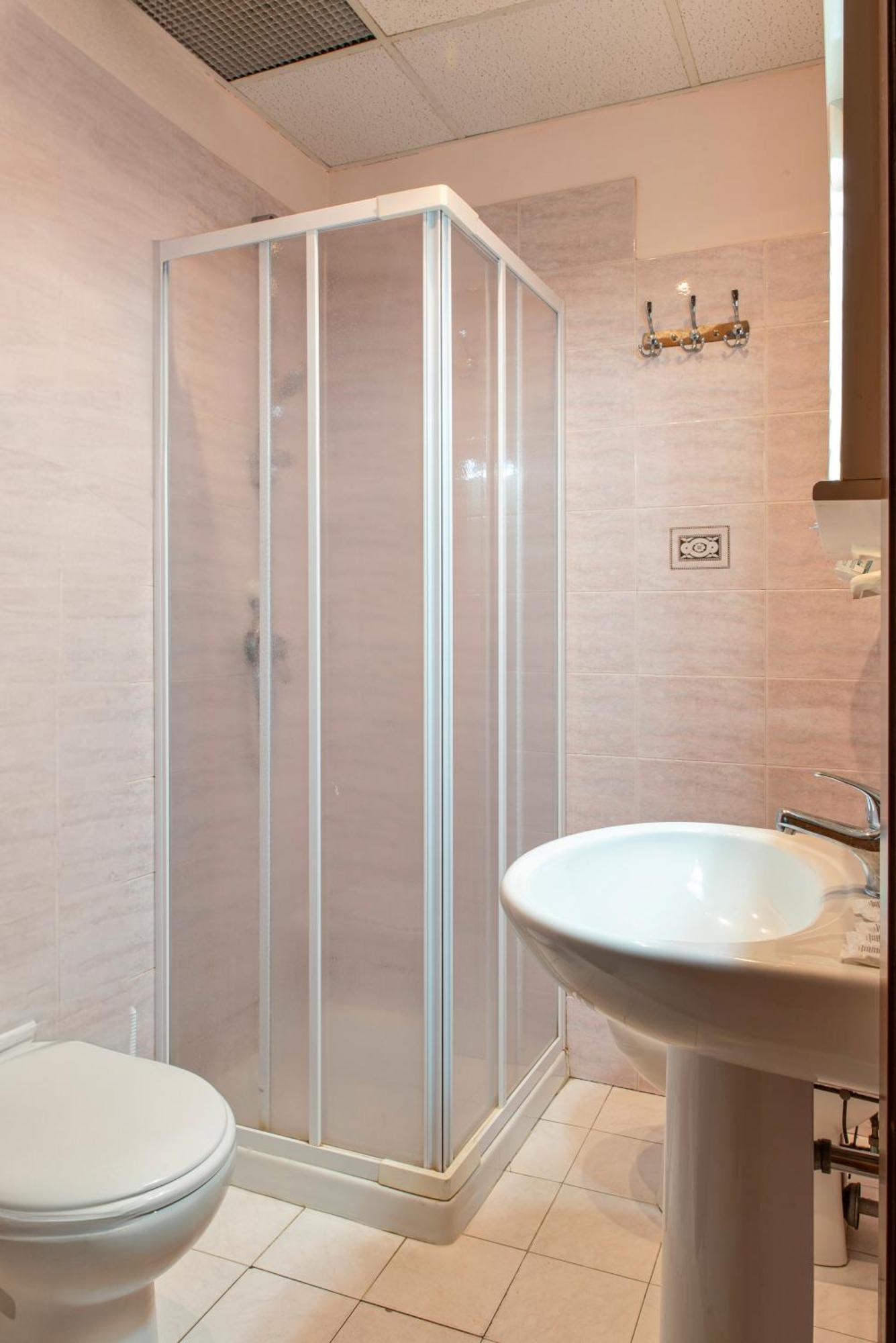 Triple Room,1639578728:JPEG