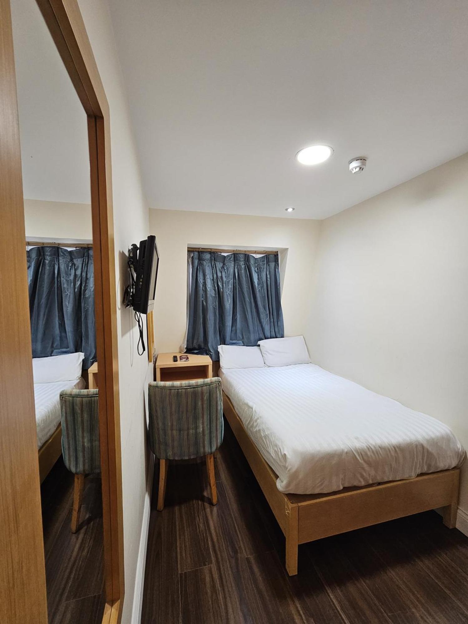 Superior Single Room