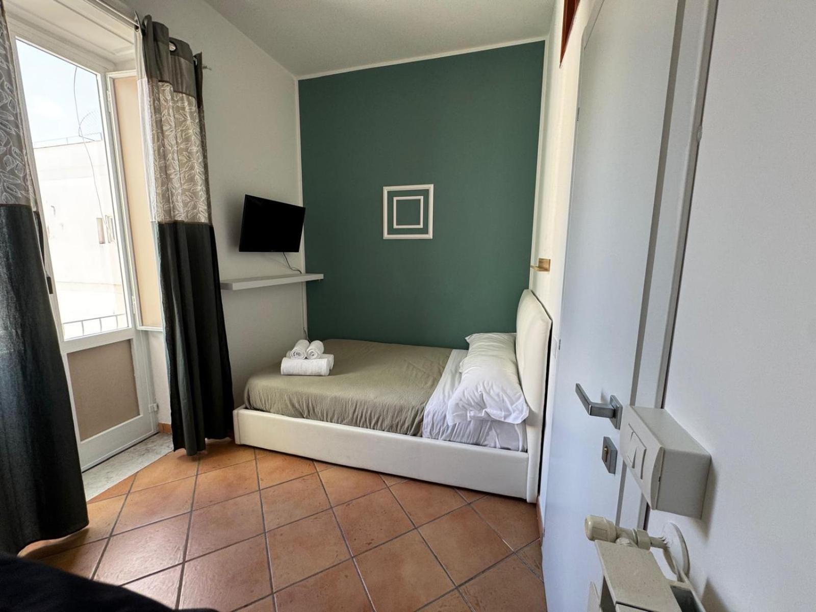 Double Room Private External Bathroom