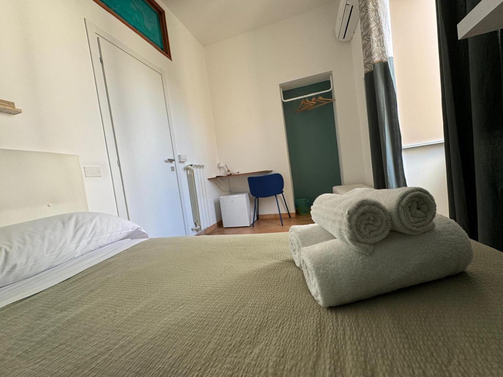 Double Room Private External Bathroom