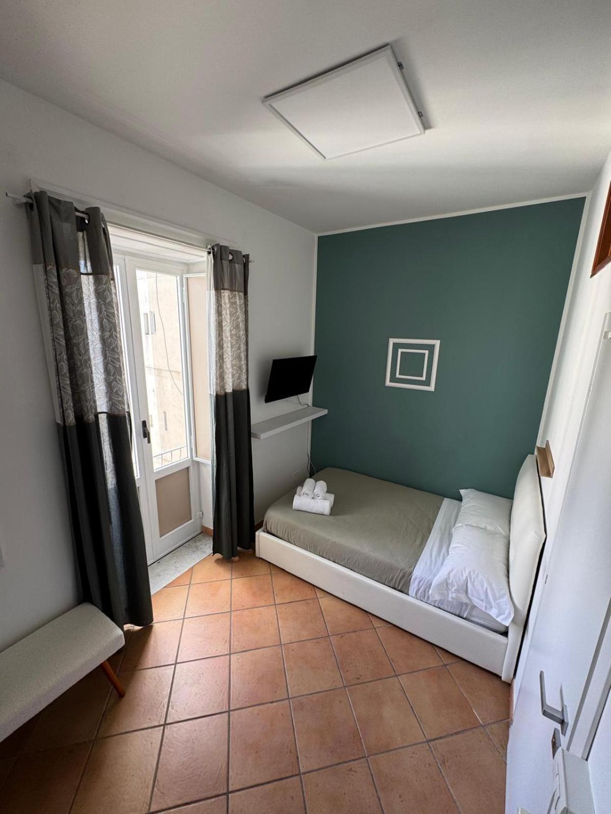 Double Room Private External Bathroom