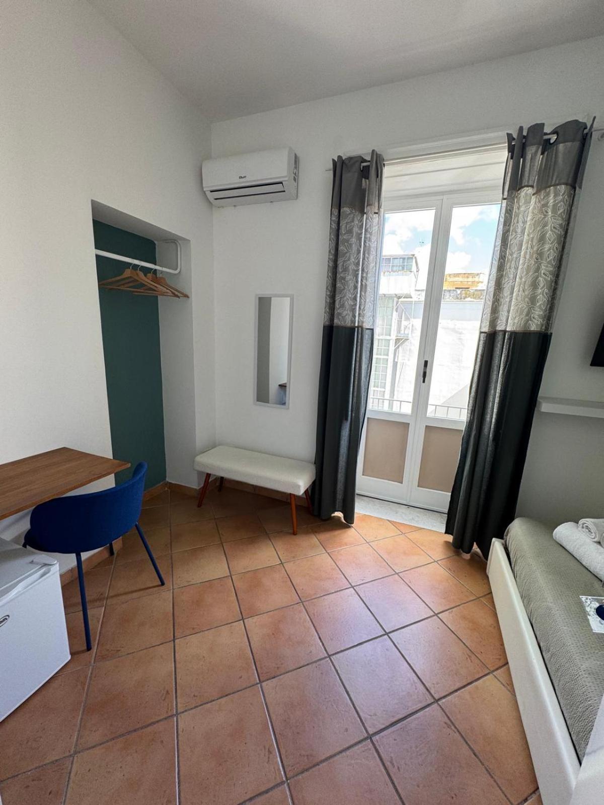 Double Room Private External Bathroom