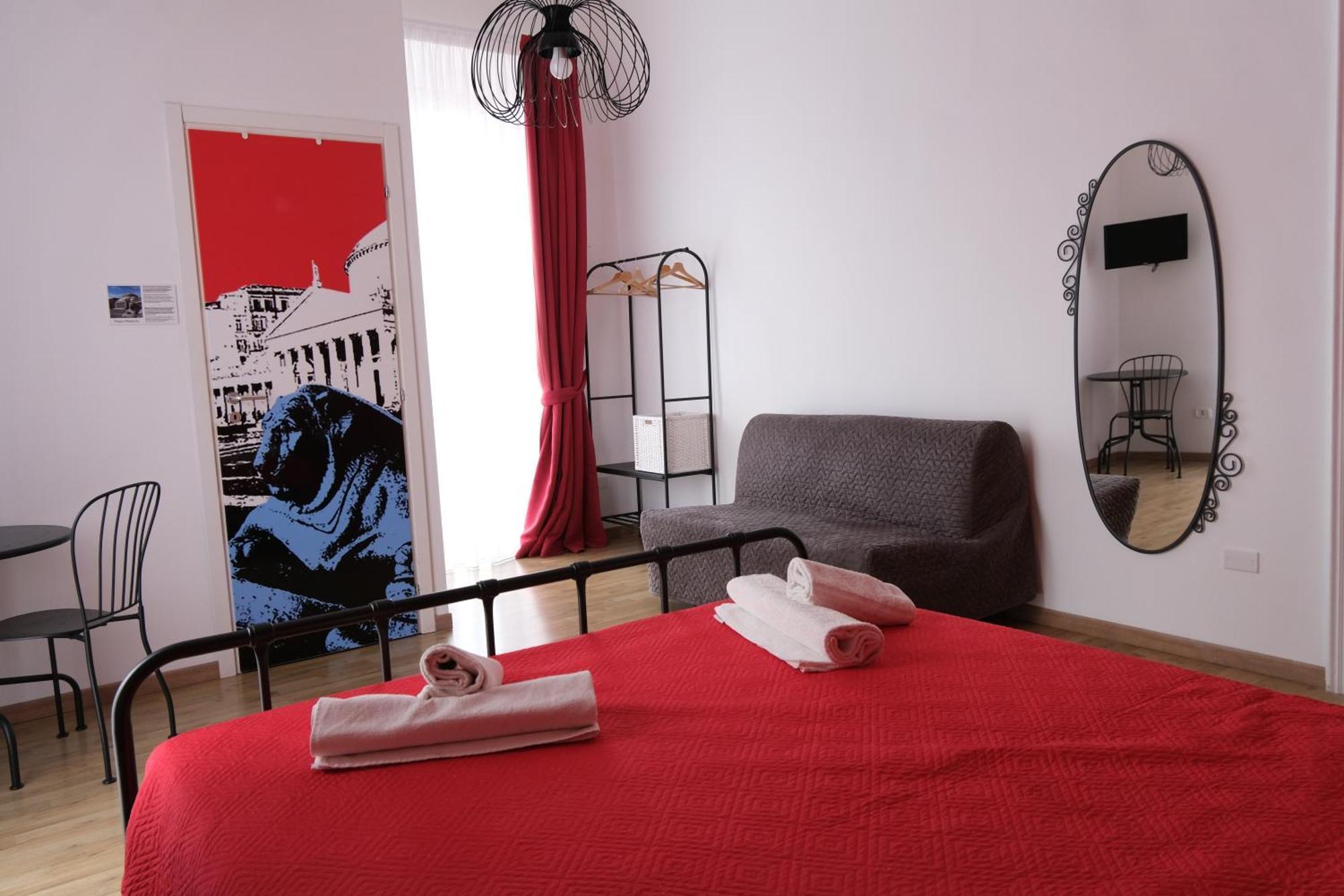 Deluxe Family Room