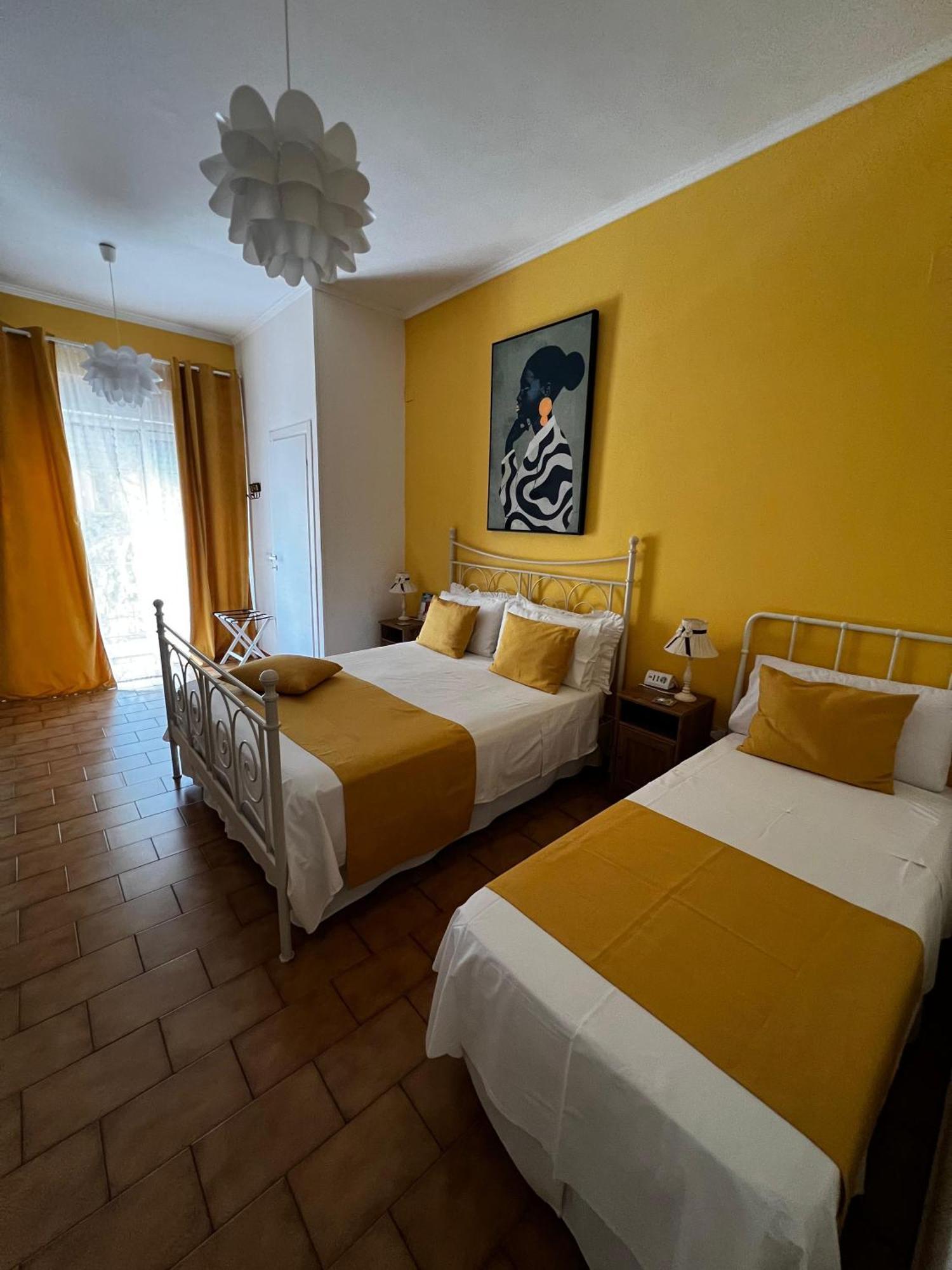 Triple Room,1698194286:JPEG