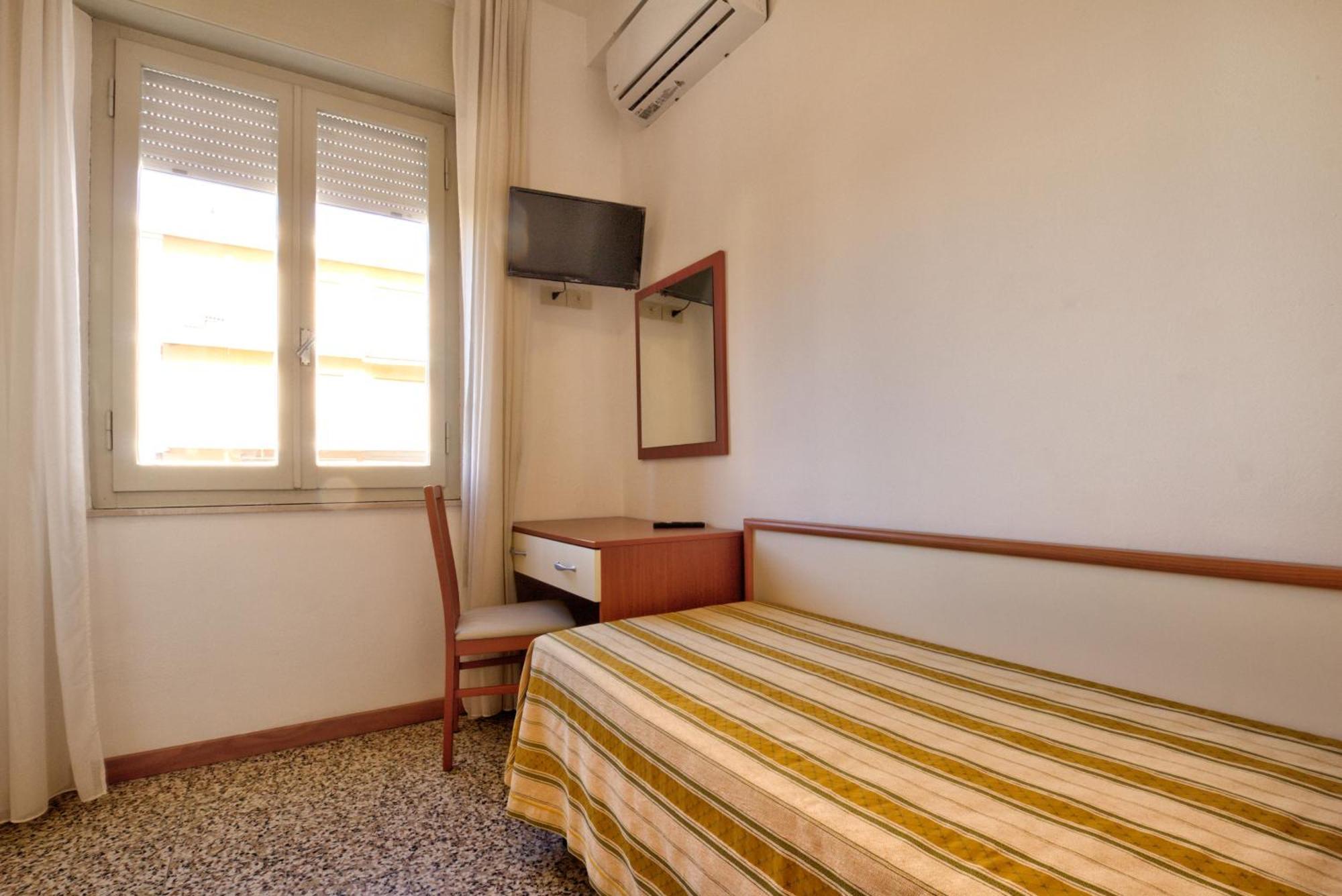 Single Room,1743087196:JPEG