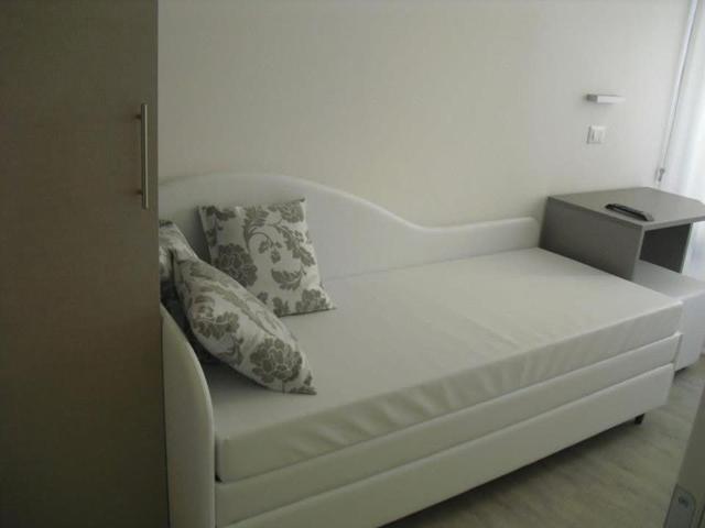 Connecting Quadruple Room,1743195656:JPEG