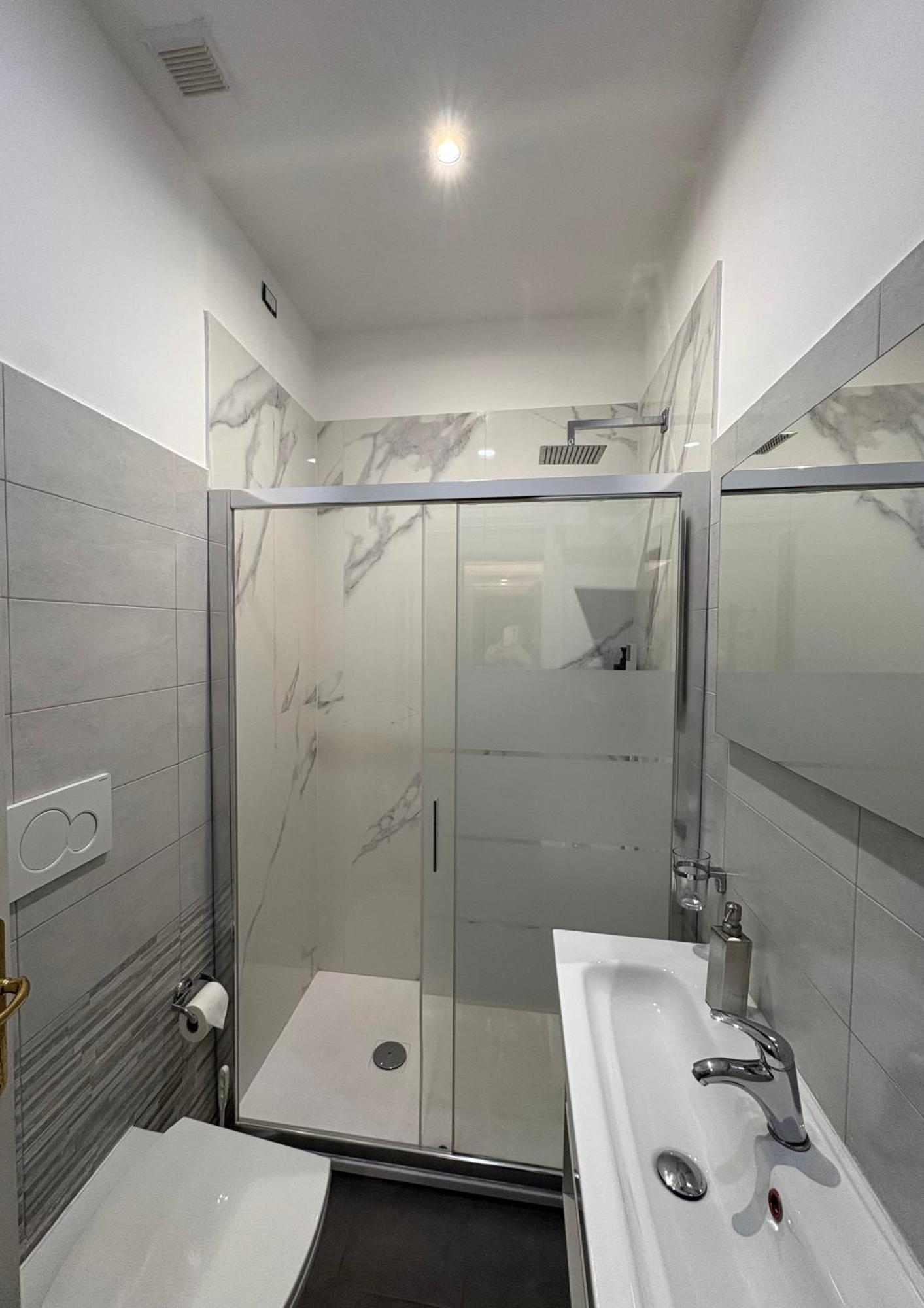 Double Room,1771748528:JPEG