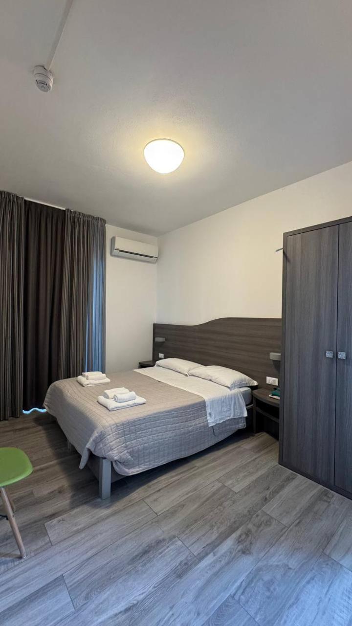 Deluxe Double Room Sea View,1757803595:JPEG