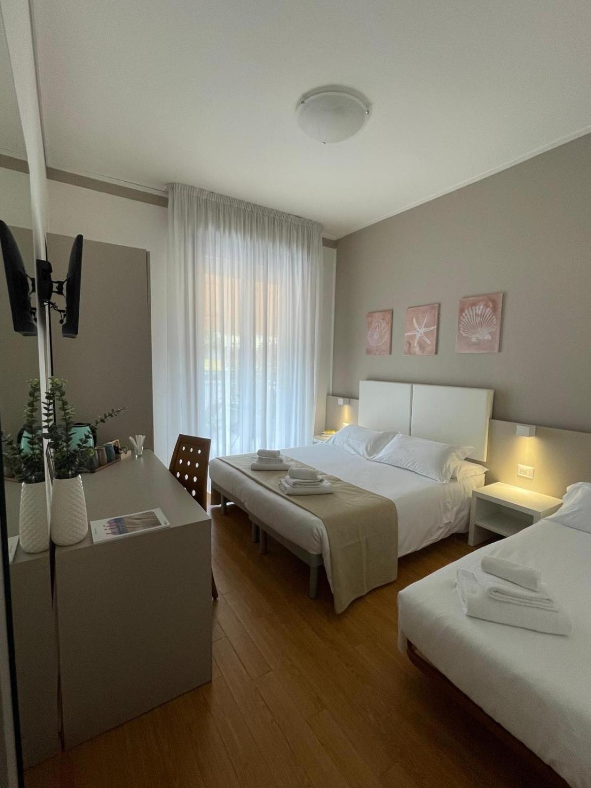Triple Room Terrace,1765756086:JPEG