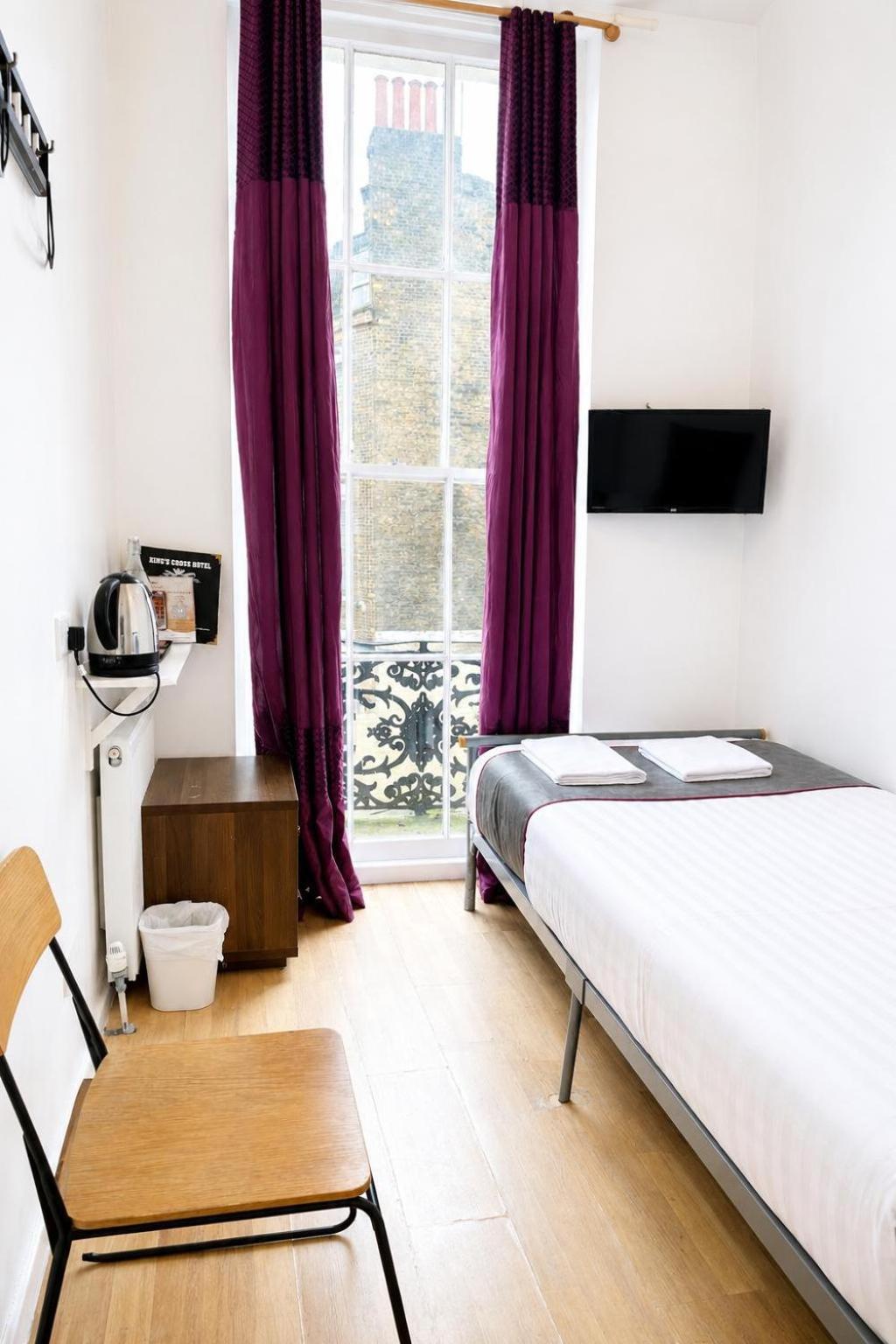 Camera Singola con Bagno Privato