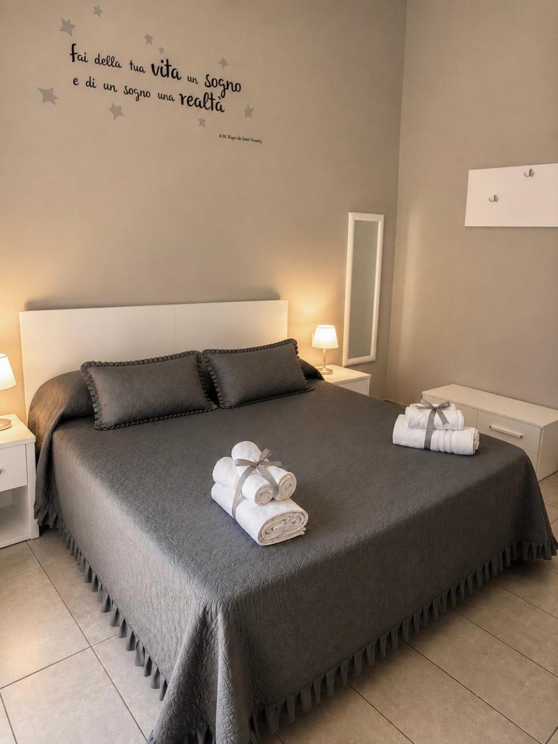 Double Room Private Bathroom