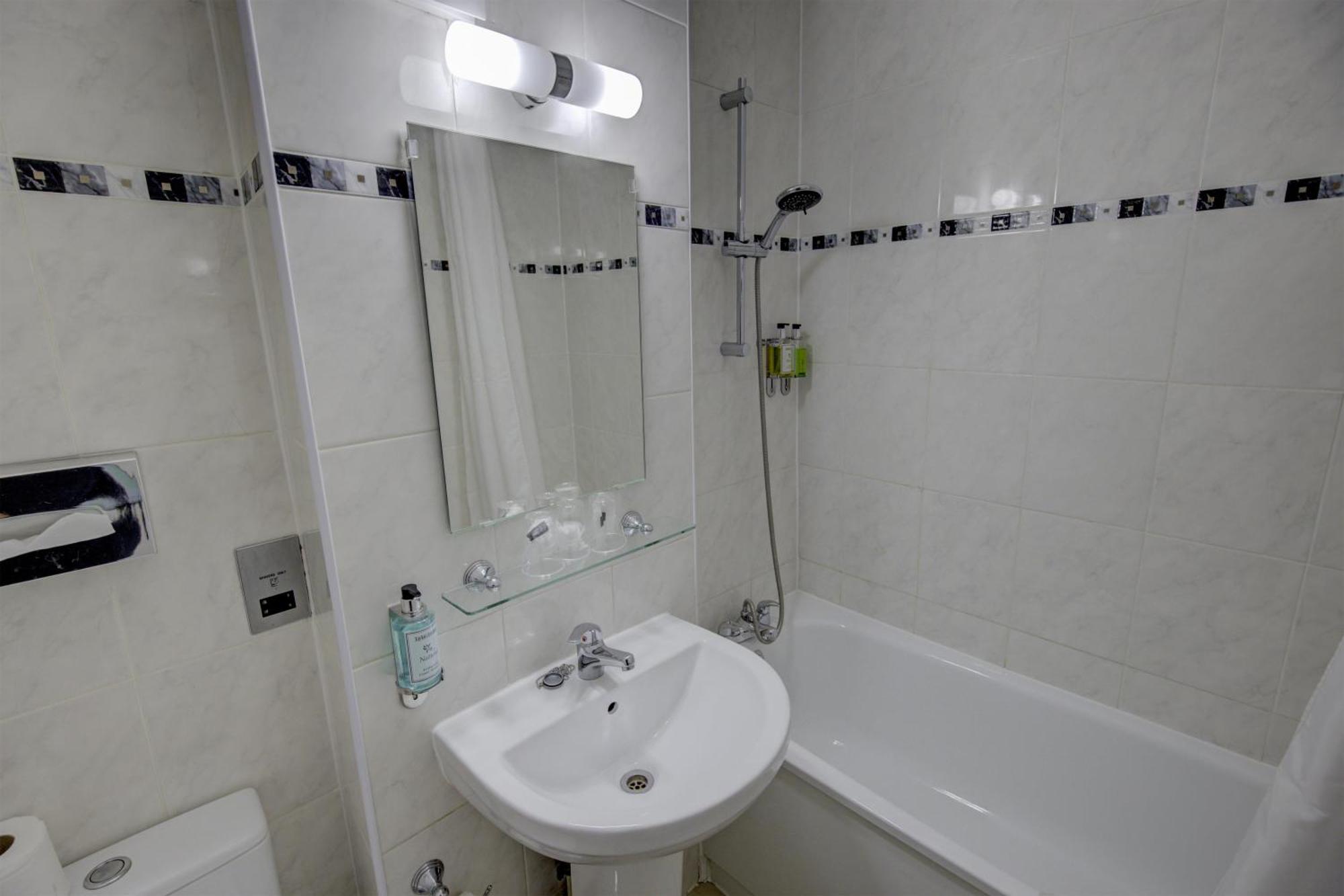 Family Room One Double Bed One Single Bed Non-Smoking