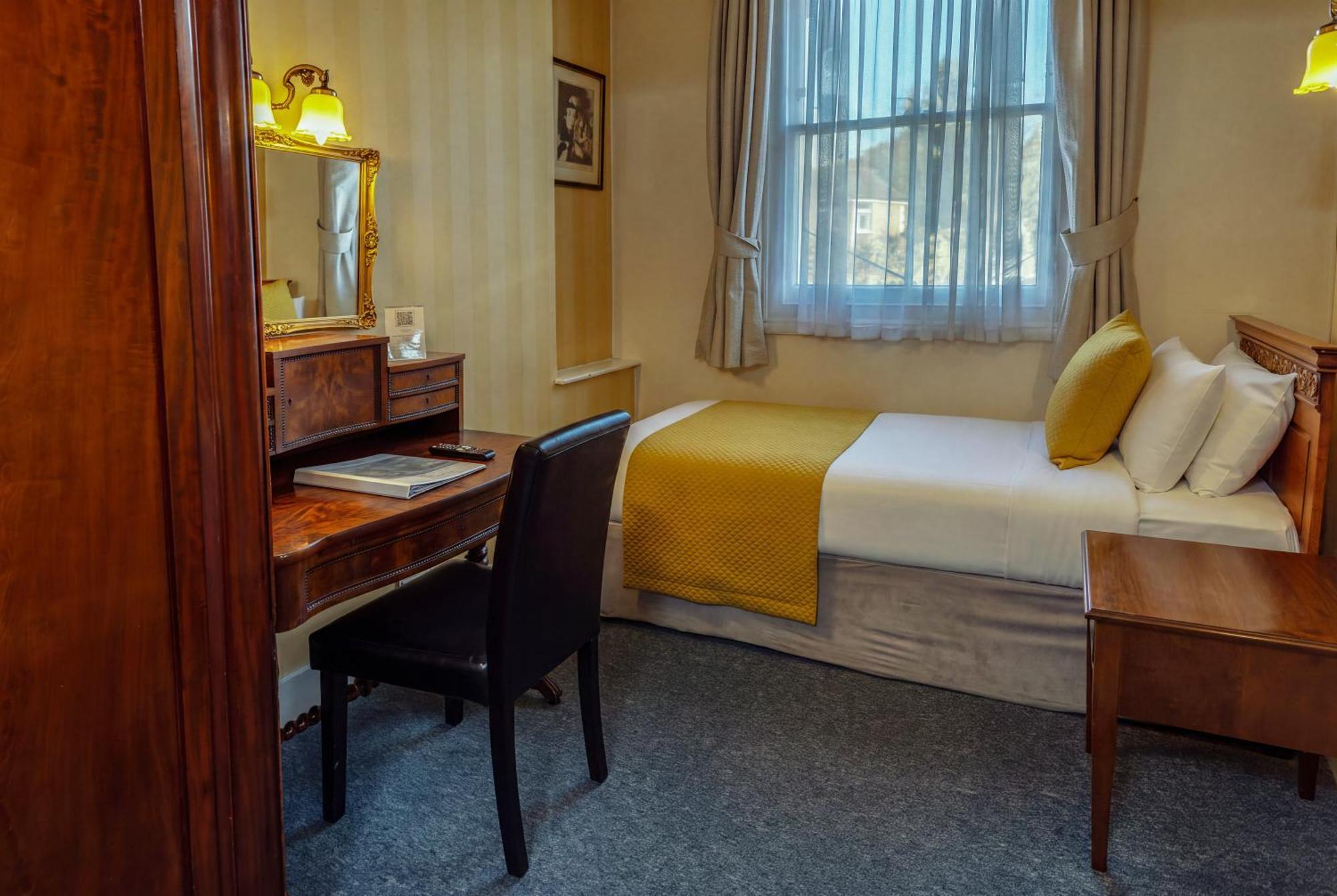 Standard Single Room Non-Smoking