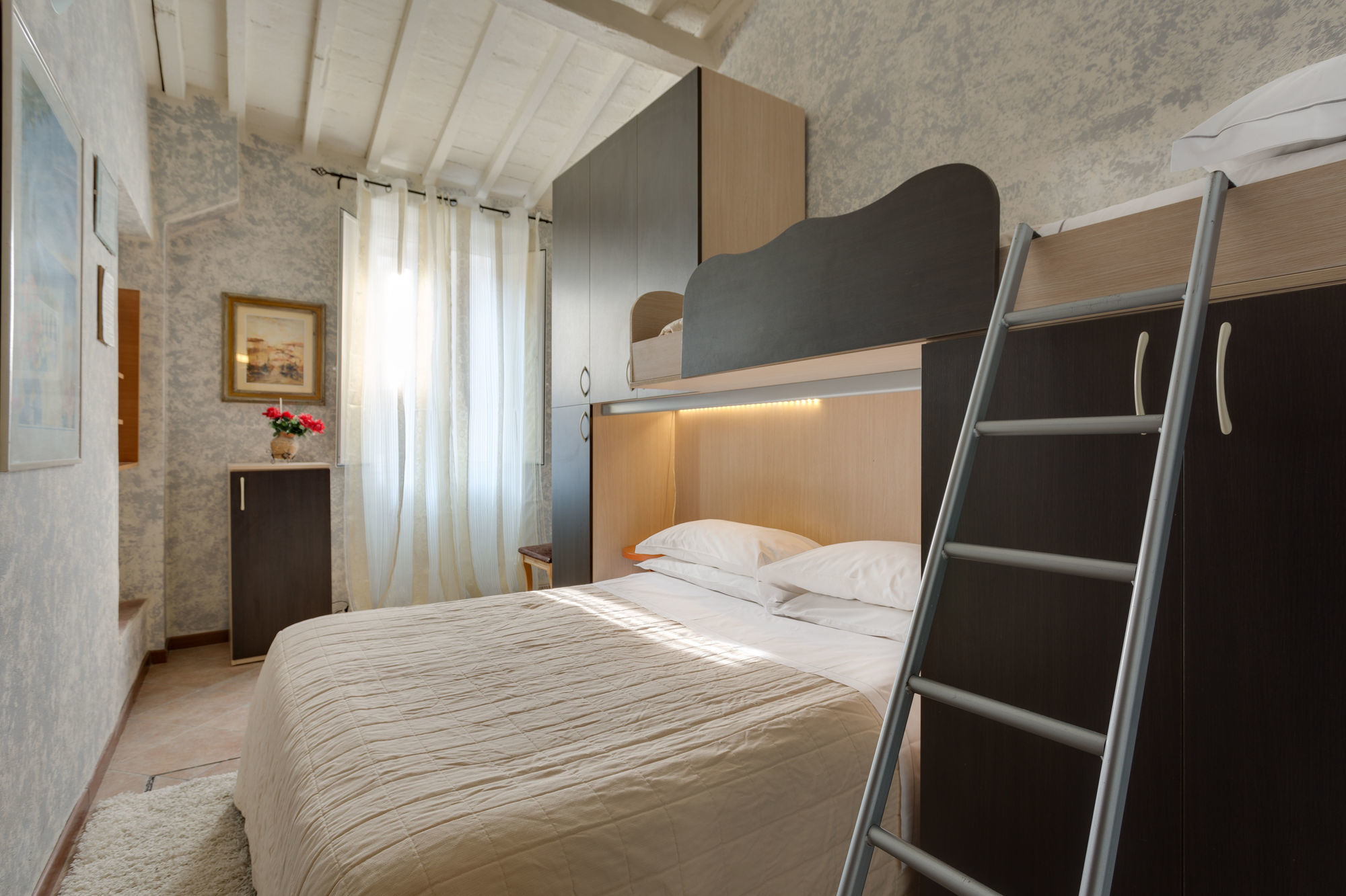 Camera Tripla con Bagno Privato Interno