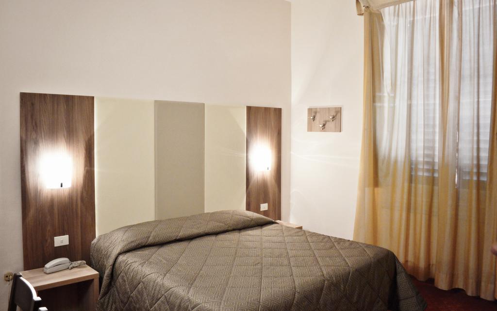 Economy Triple Room,201634519:JPEG