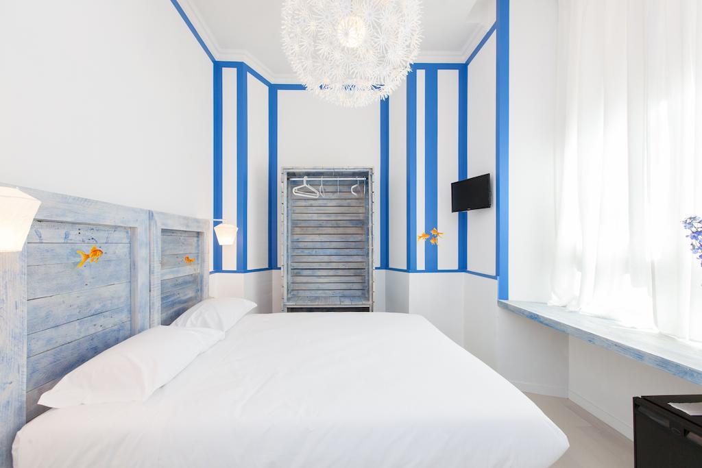 Camera Matrimoniale Deluxe con 1 Letto Supplementare