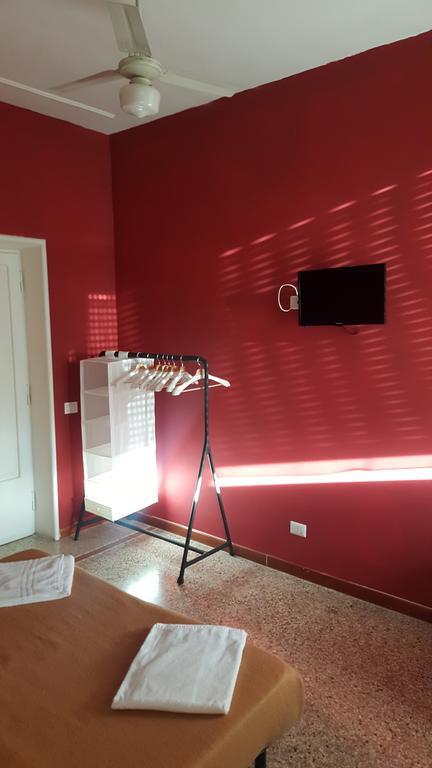 Camera Tripla con Bagno in Comune