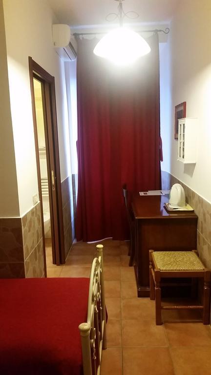 Camera Singola con Bagno