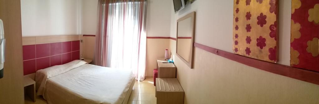 Double or Twin Room,402591024:JPEG