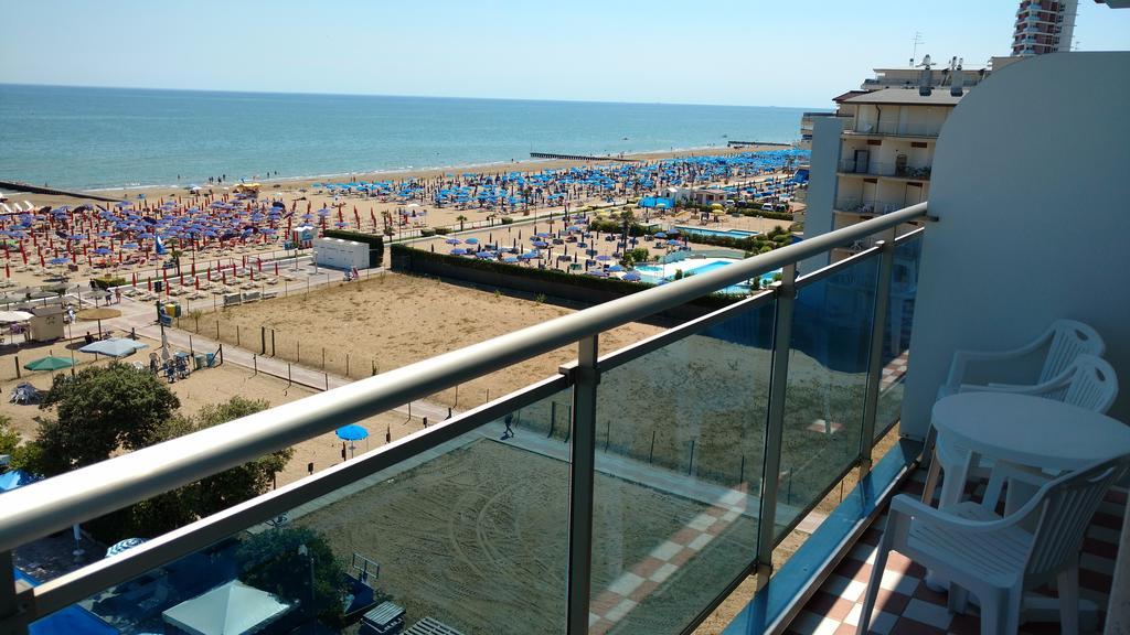 Appartamento con 2 Camere da Letto e Vista Mare
