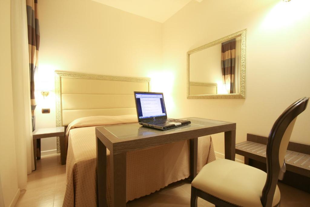 Superior Double or Twin Room,1003274682:JPEG