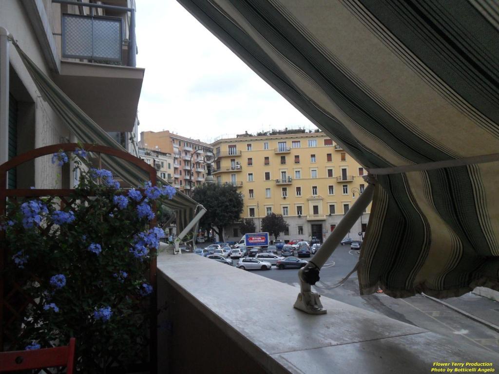 Camera Matrimoniale con Balcone