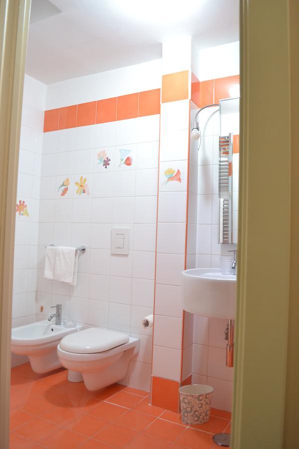 Triple Room Private Bathroom