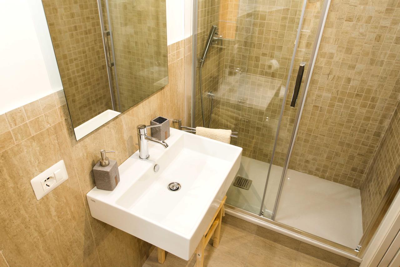 Double Room Private Bathroom,1347553799:JPEG