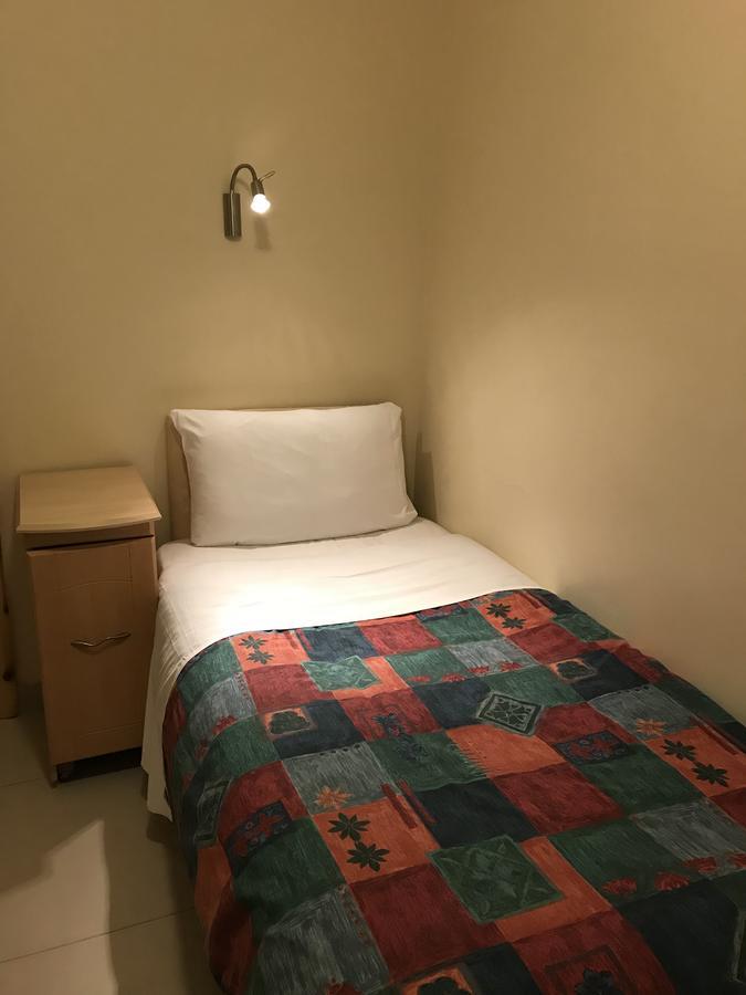 Single Room Private Bathroom,632088165:JPEG