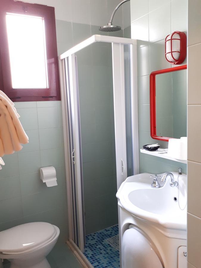 Camera Matrimoniale con Bagno Privato