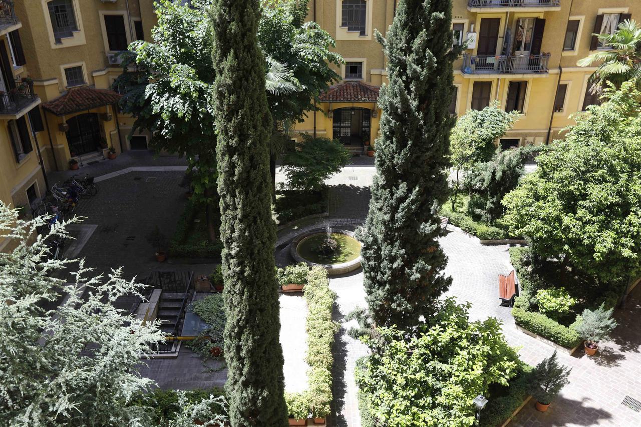 Camera Matrimoniale Superior con Vista Giardino