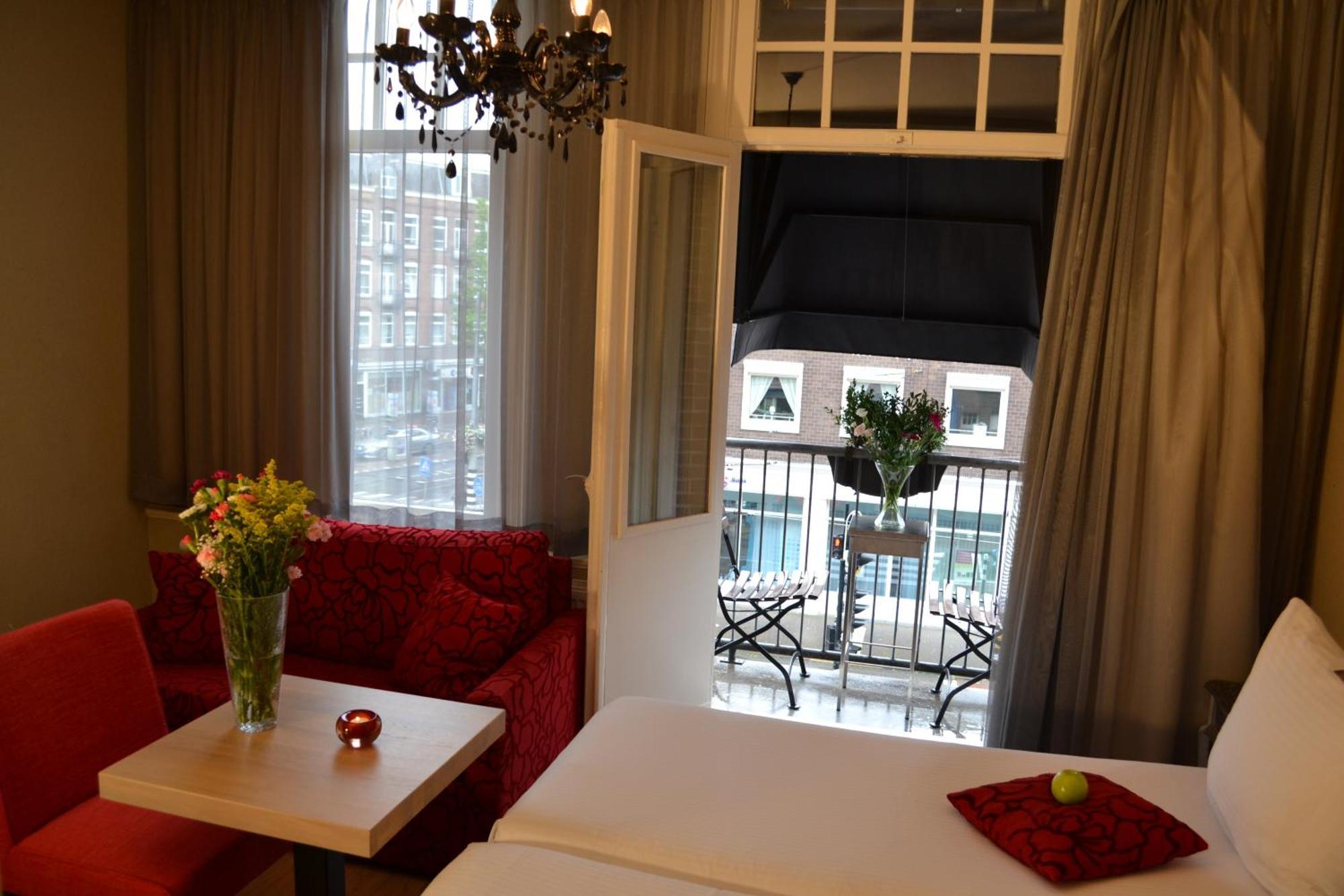 Twin Room with Spa Bath and Balcony,999373032:JPEG