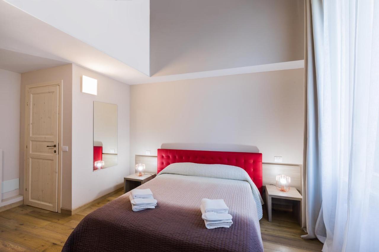 Double Room,725810041:JPEG