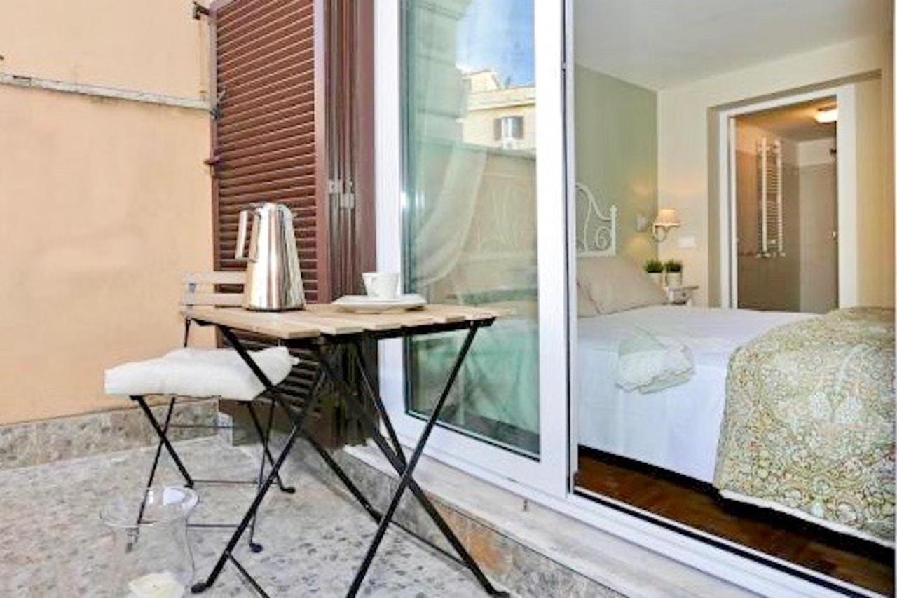 Double Room Balcony,736115557:JPEG